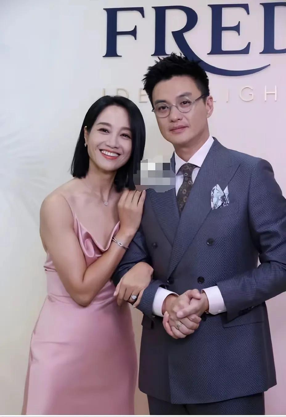 周一围朱丹结婚照 新闻_周一围朱丹时尚选择_周一围朱丹夫妻档