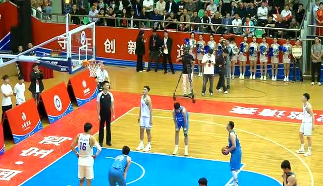 广东队内线球员选择_杜锋寻求大外援球员_cba直播天津队广东