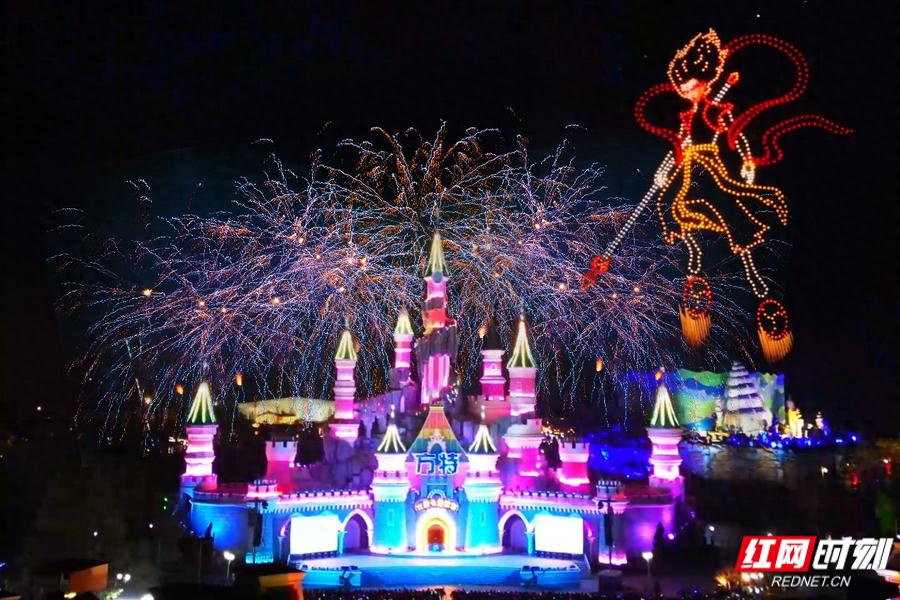 方特欢乐世界千架无人机烟花共舞水帘洞花火盛宴_株洲方特游费用_株洲方特旅游区初夏狂欢节探秘侏罗纪活动