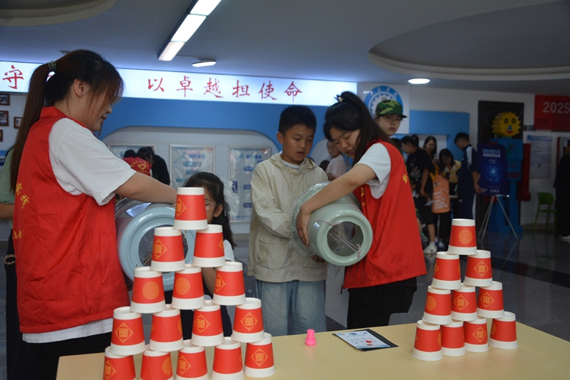 2025科普信息化建设_全国科普月贵阳学院 大手拉小手 科普校园行