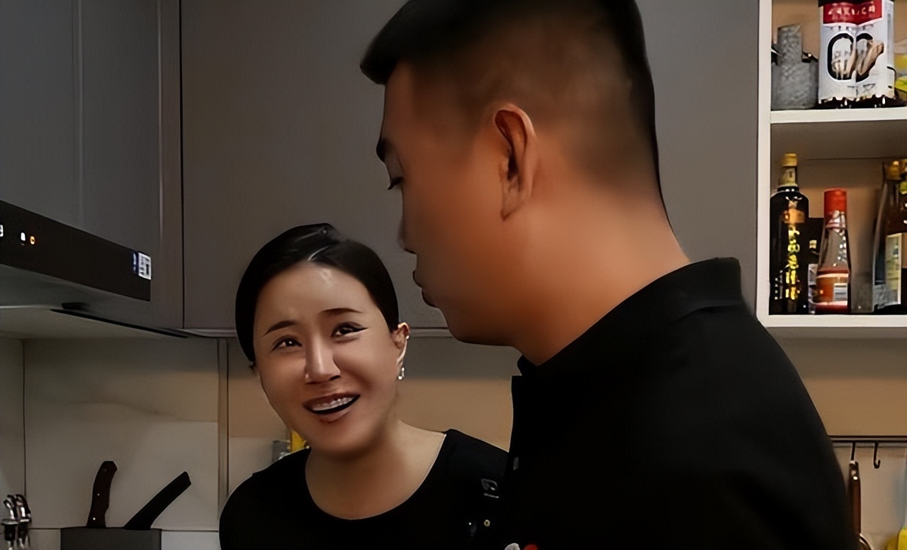 张暖雅17全婐照片图_港星张暖雅怀孕结婚_张暖雅农村生活日常