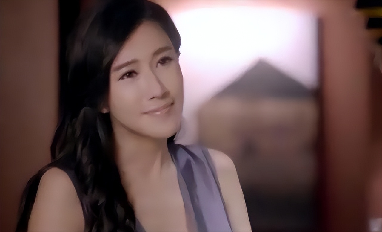 港星张暖雅怀孕结婚_张暖雅17全婐照片图_张暖雅农村生活日常