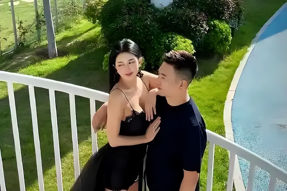 张暖雅转型自媒体创业_张暖雅嫁给农村男人_张暖雅17全婐照片图