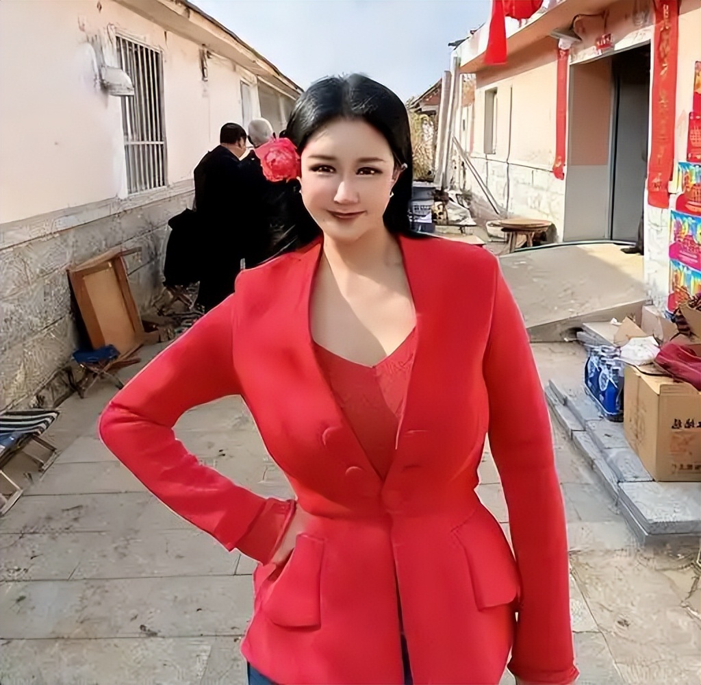 张暖雅嫁给农村男人_张暖雅转型自媒体创业_张暖雅17全婐照片图