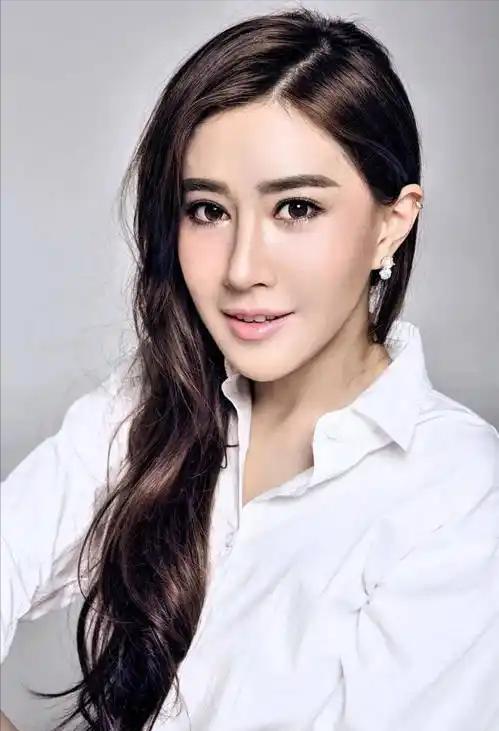 张暖雅转型自媒体创业_张暖雅嫁给农村男人_张暖雅17全婐照片图