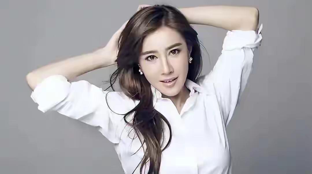 张暖雅17全婐照片图_张暖雅近况_张暖雅山东农村生活