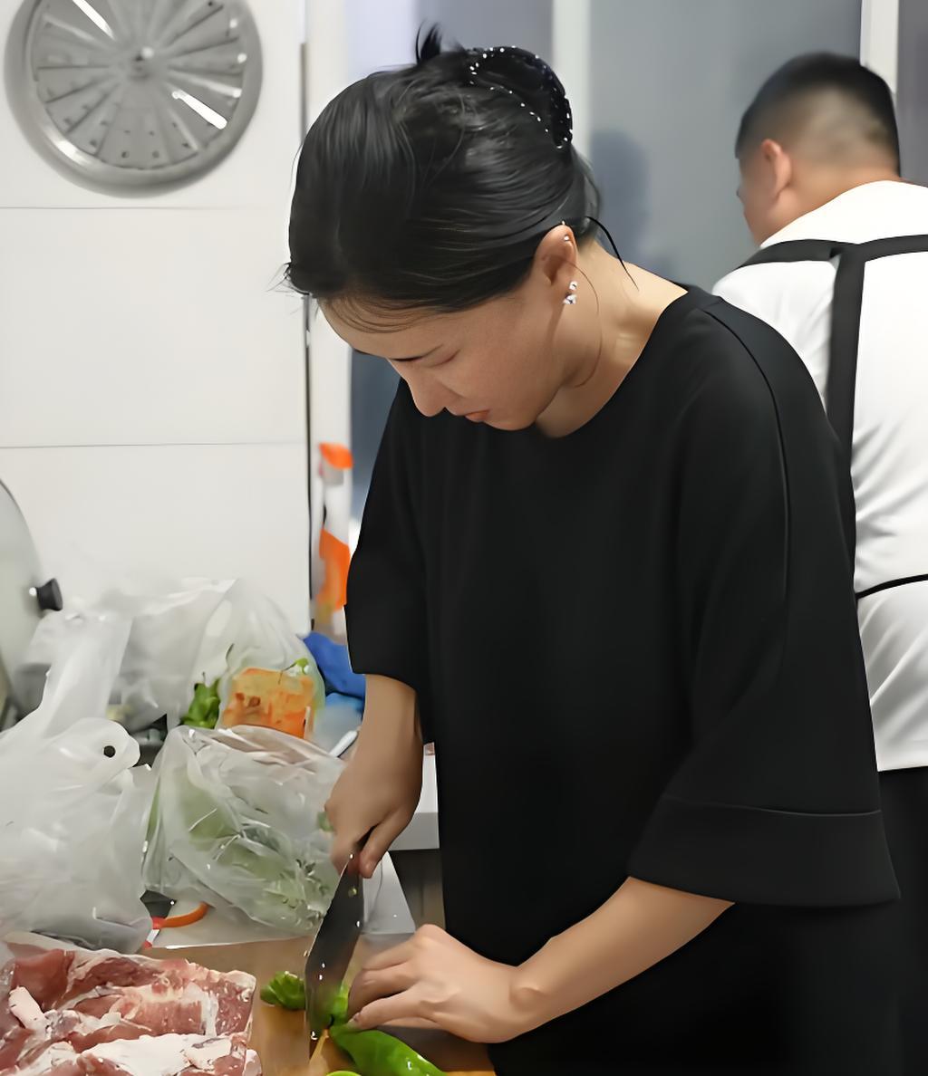 张暖雅 香港三级片女星 山东农村 果园女主人_张暖雅17全婐照片图