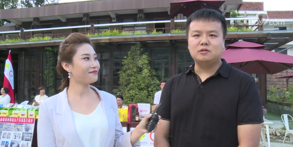 国家扶贫办李春光去哪_脱贫攻坚成果展示_镜头中的脱贫故事直播活动