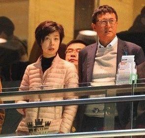 张怡宁母亲支持徐威原因_张怡宁老公徐威 天涯_徐威袁立分手原因