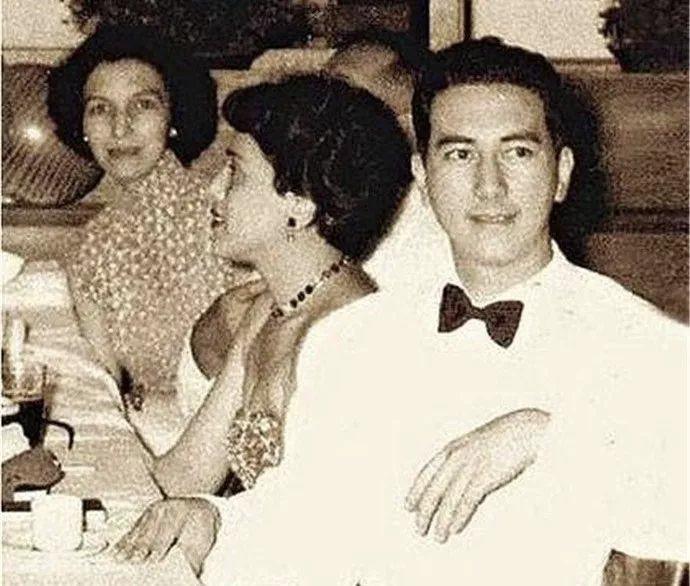 赌王何鸿燊逝世_赌王何鸿燊视频_何鸿燊的传奇一生