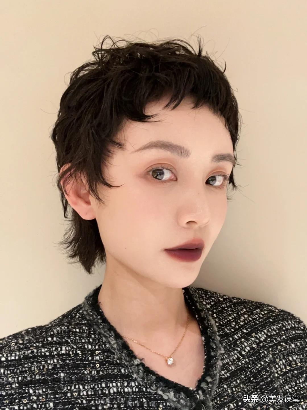 超短发烫发设计_日系微卷蓬松短发造型_女短发发型设计图片