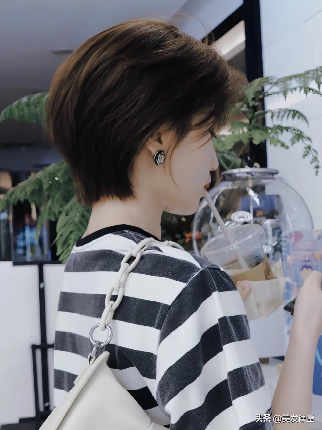 日系层次感挂耳短发 扁头女生 立体短发_女短发发型设计图片