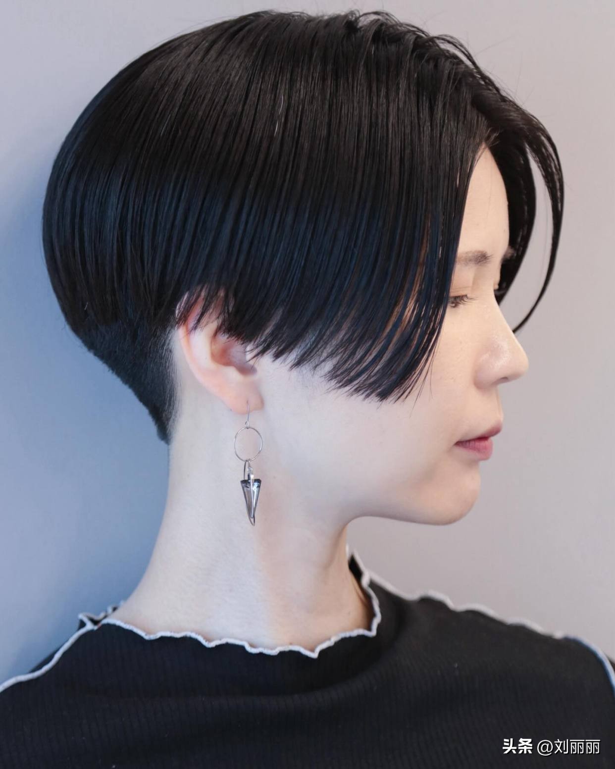 女短发发型设计图片_刘丽丽时尚发型_推后脖短发