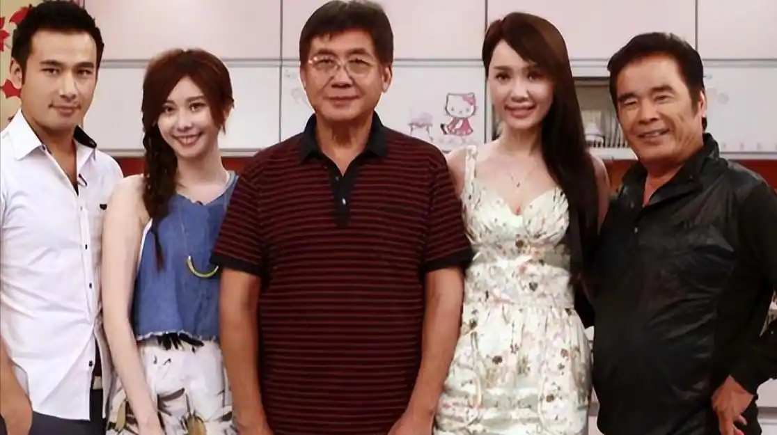 七旬富豪与六妻同屋,每月豪掷7万零花,今又迎娶小娇妻