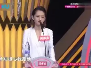 非诚勿扰:年轻老师为穷小子留灯,没想到自己就是他的心动,激动的捂脸偷笑