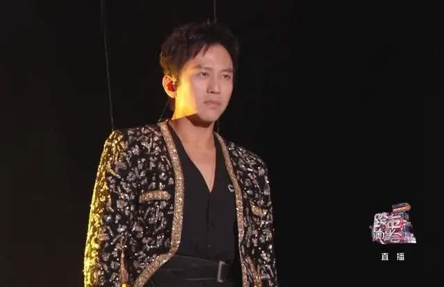 邓超炸场湖南卫视跨年晚会,全开麦唱跳封神,收视登顶燃爆全网!