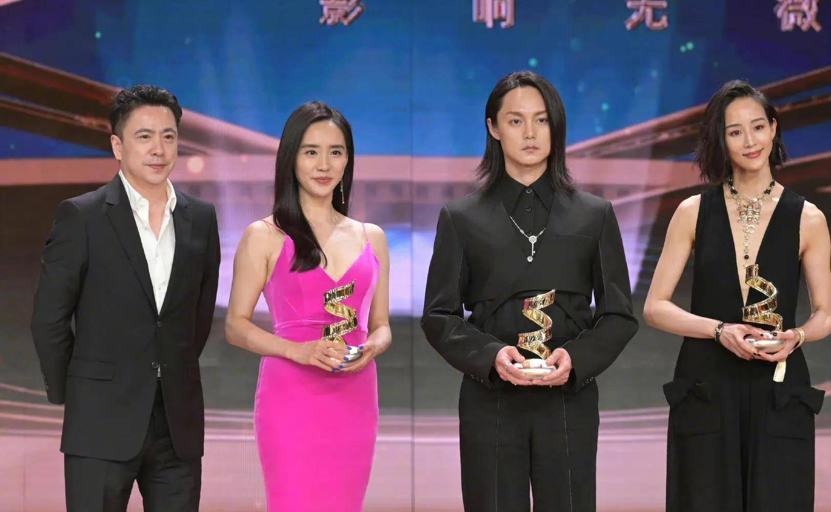 8位男星男生女相,有的越来越娇俏,有的成油腻大叔,长发遭人嫌