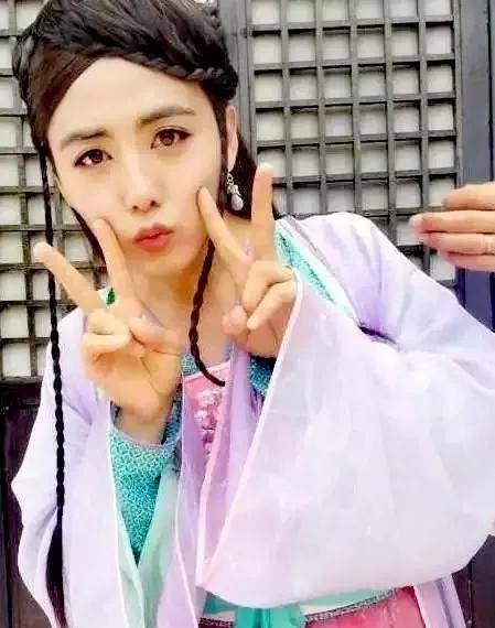 8位男星男生女相,有的越来越娇俏,有的成油腻大叔,长发遭人嫌