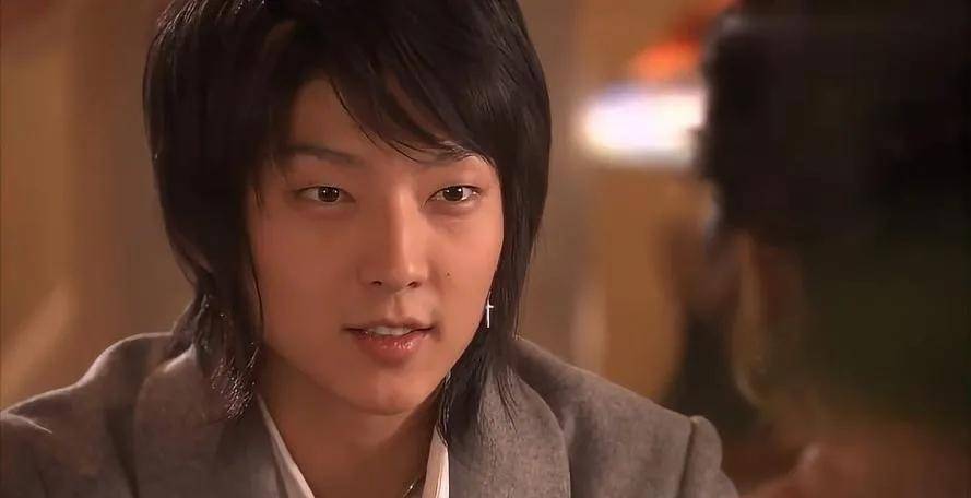 8位男星男生女相,有的越来越娇俏,有的成油腻大叔,长发遭人嫌
