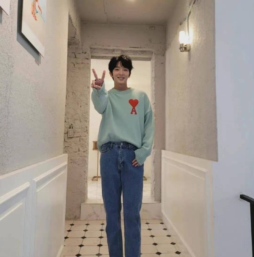 8位男星男生女相,有的越来越娇俏,有的成油腻大叔,长发遭人嫌